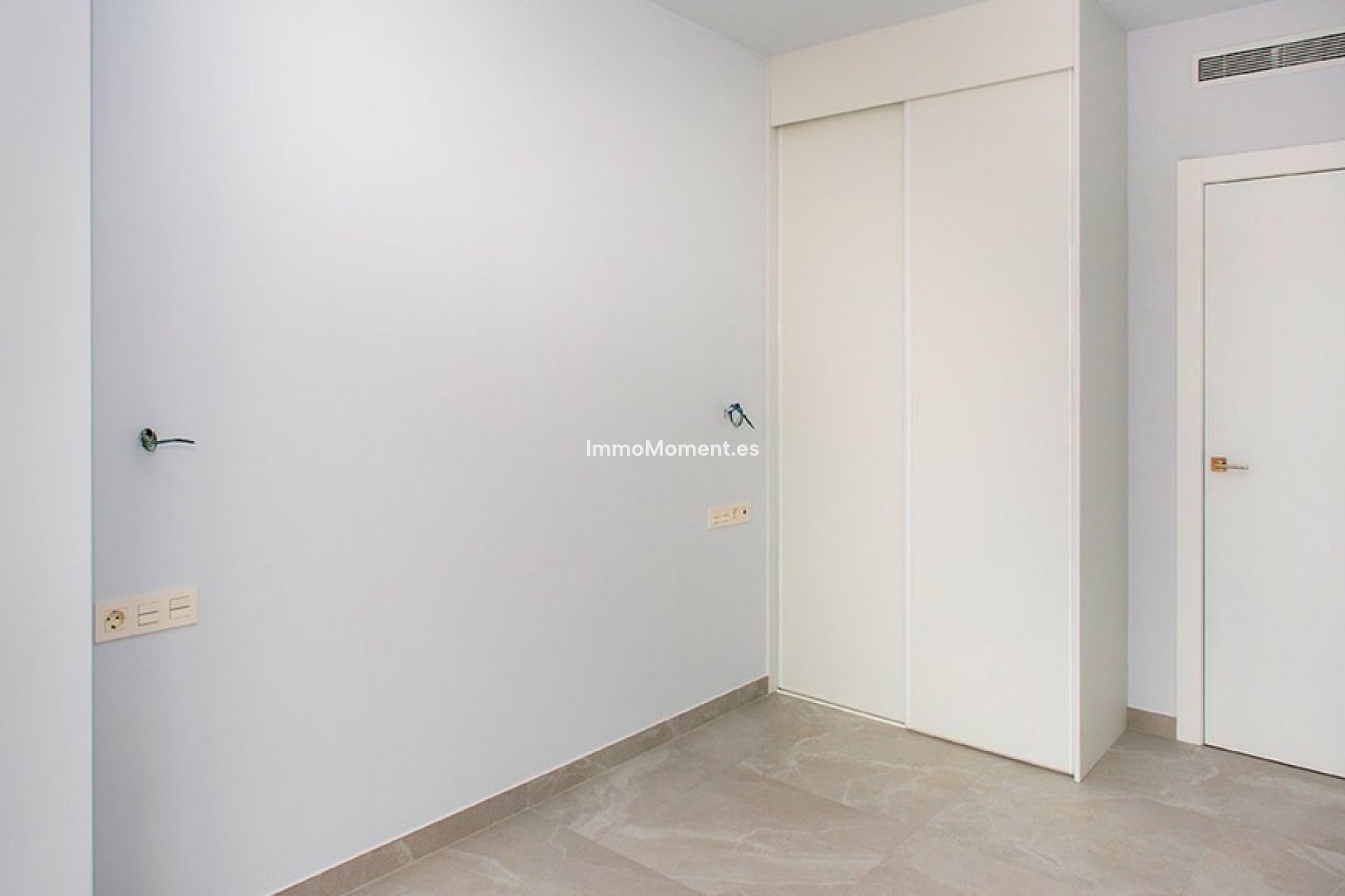 Reventa - Apartamento - Torrevieja - Playa del Cura