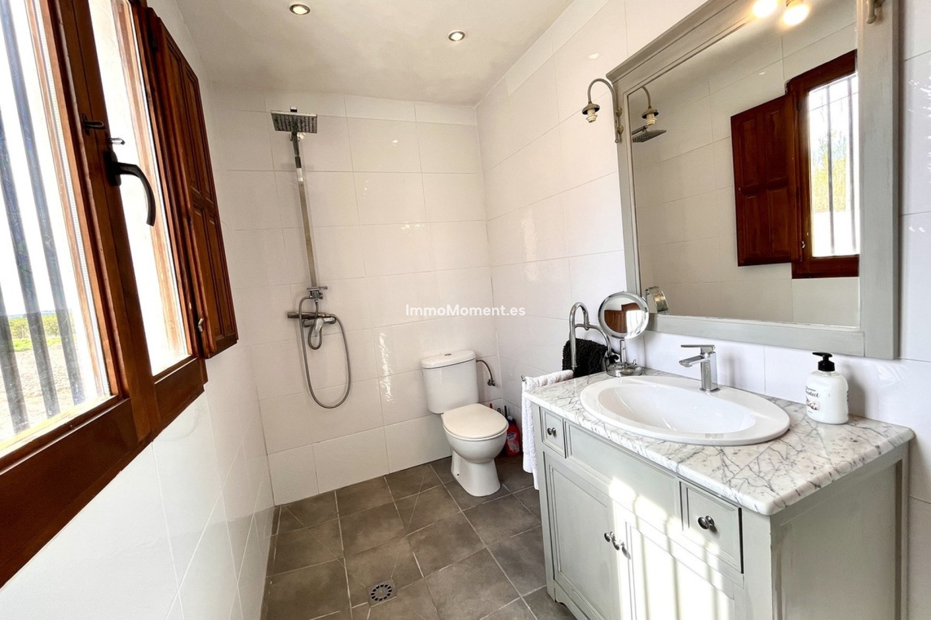 Reventa - Casa de campo - Dolores - Dolores Centro