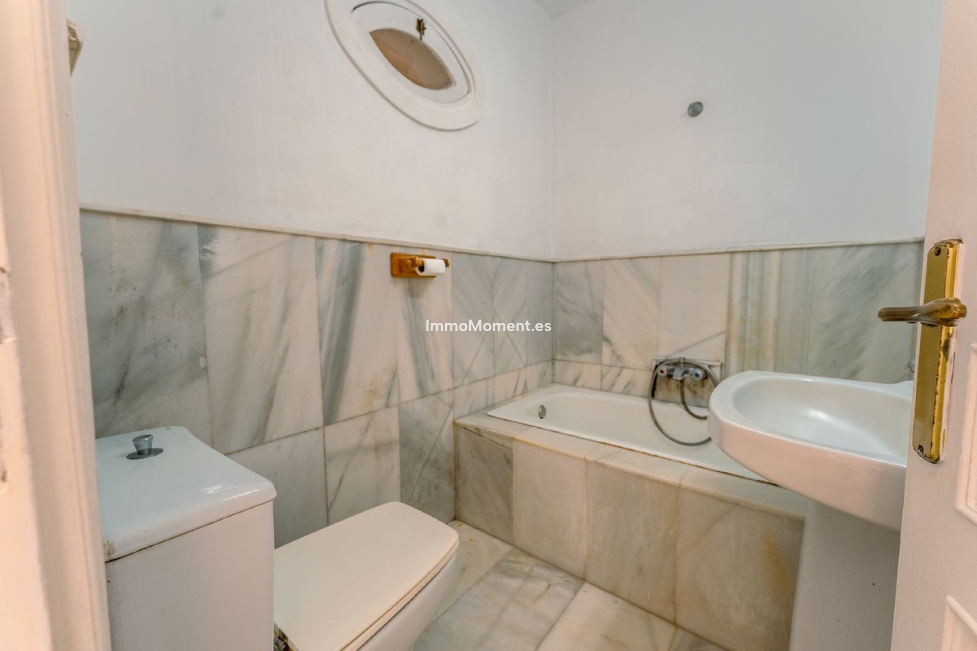 Reventa - Casa de campo - Estepona  - Cancelada