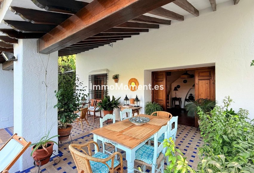 Reventa - Casa de campo - Interior  - Alora