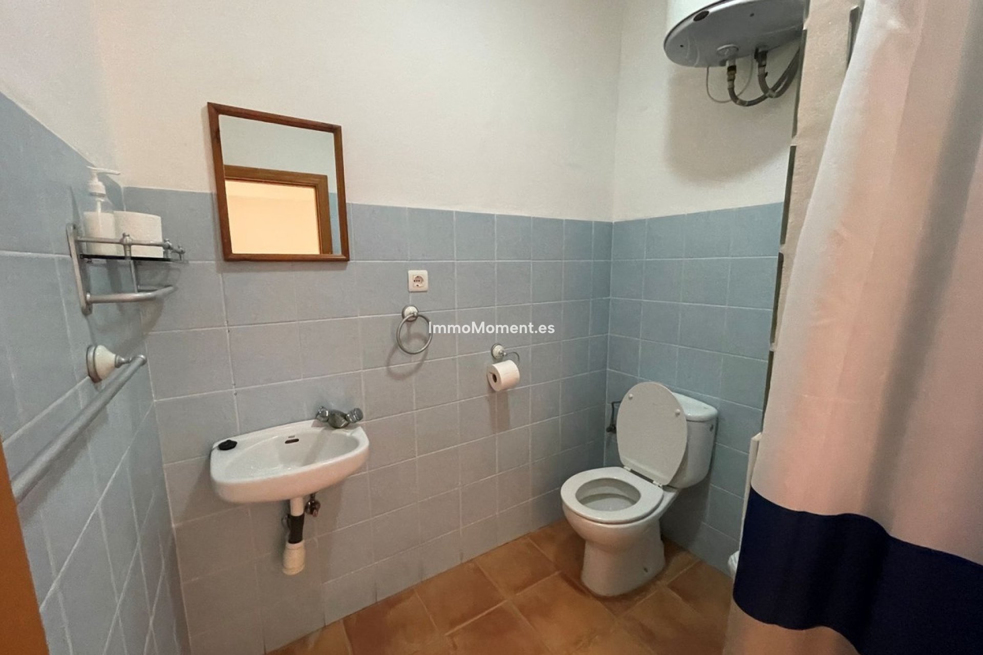 Reventa - Casa de campo - Interior  - Alora