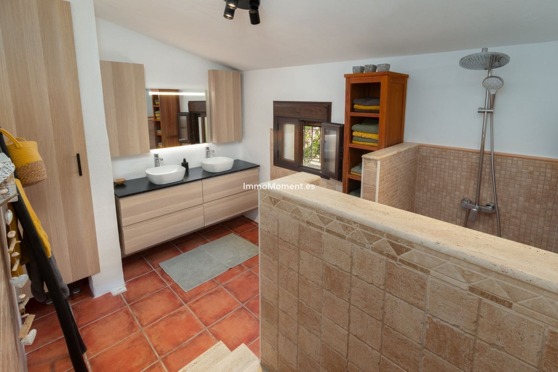 Reventa - Casa de campo - Interior  - Alora
