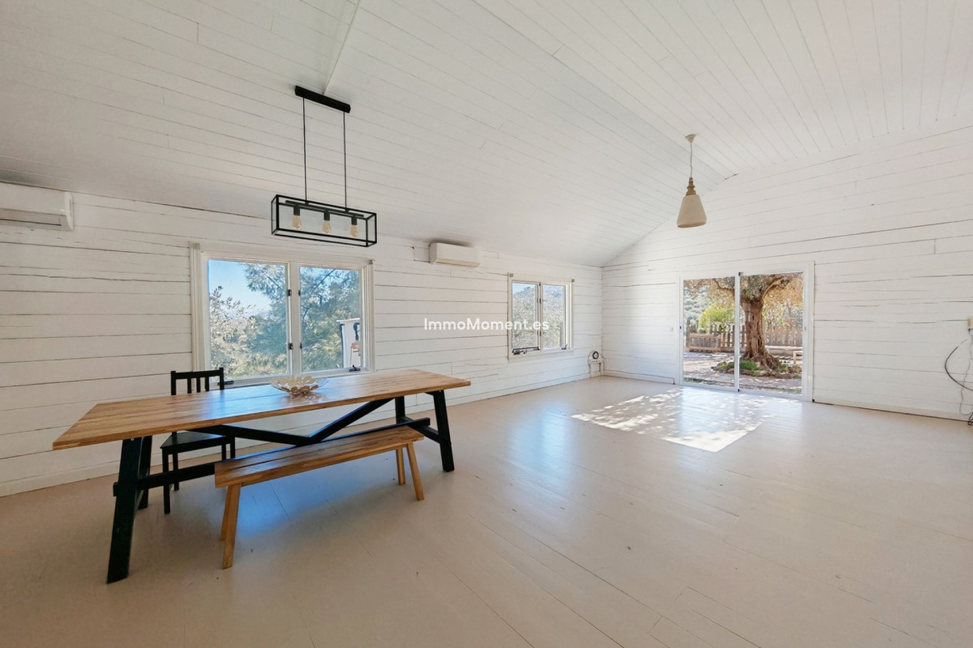 Reventa - Casa de campo - Interior  - Coín