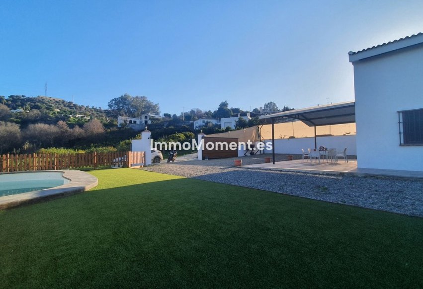 Reventa - Casa de campo - Interior  - Coín