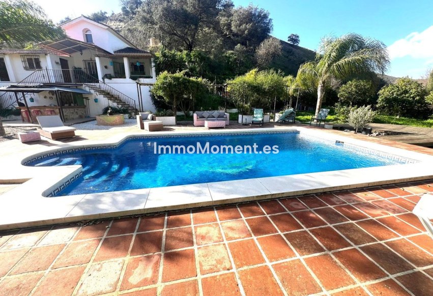 Reventa - Casa de campo - Interior  - Coín