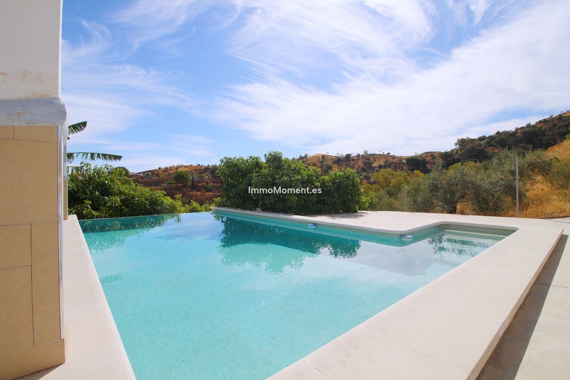 Reventa - Casa de campo - Interior  - Coín