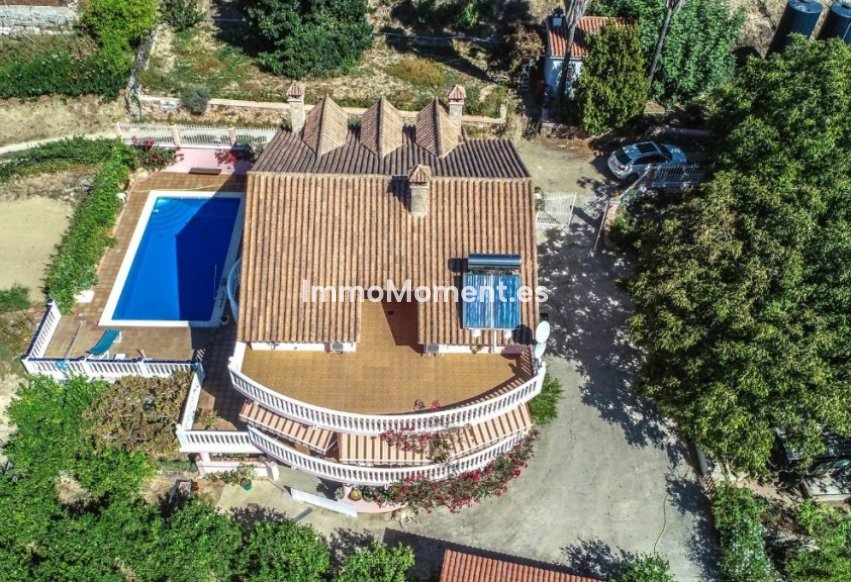 Reventa - Casa de campo - Interior  - Coín