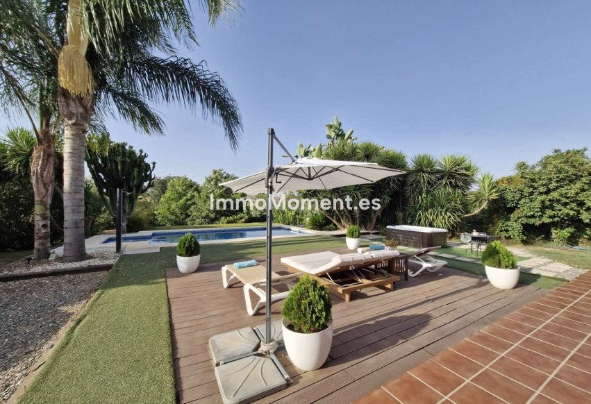 Reventa - Casa de campo - Interior  - Coín