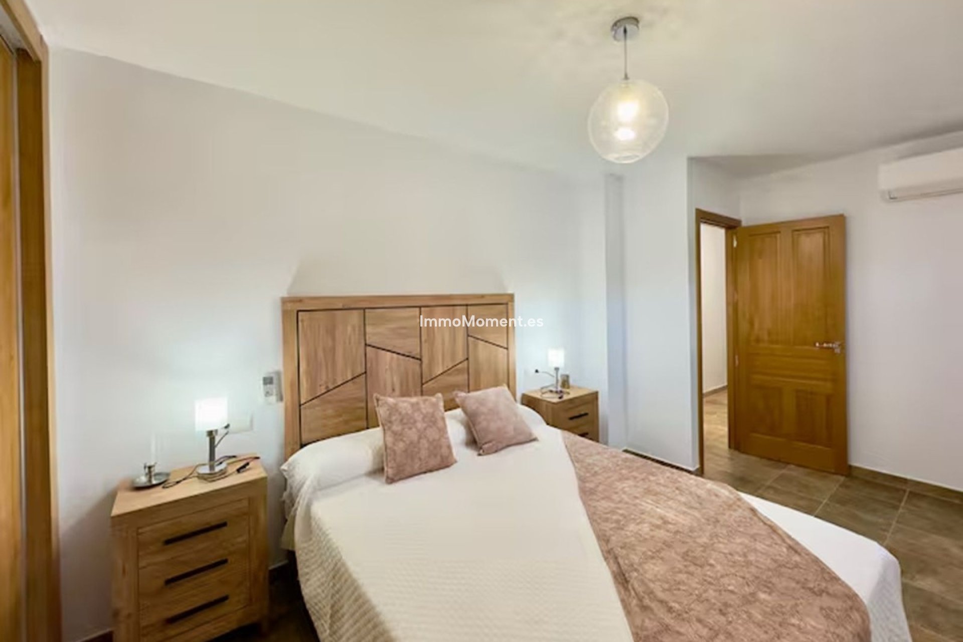 Reventa - Casa de campo - Interior  - Coín