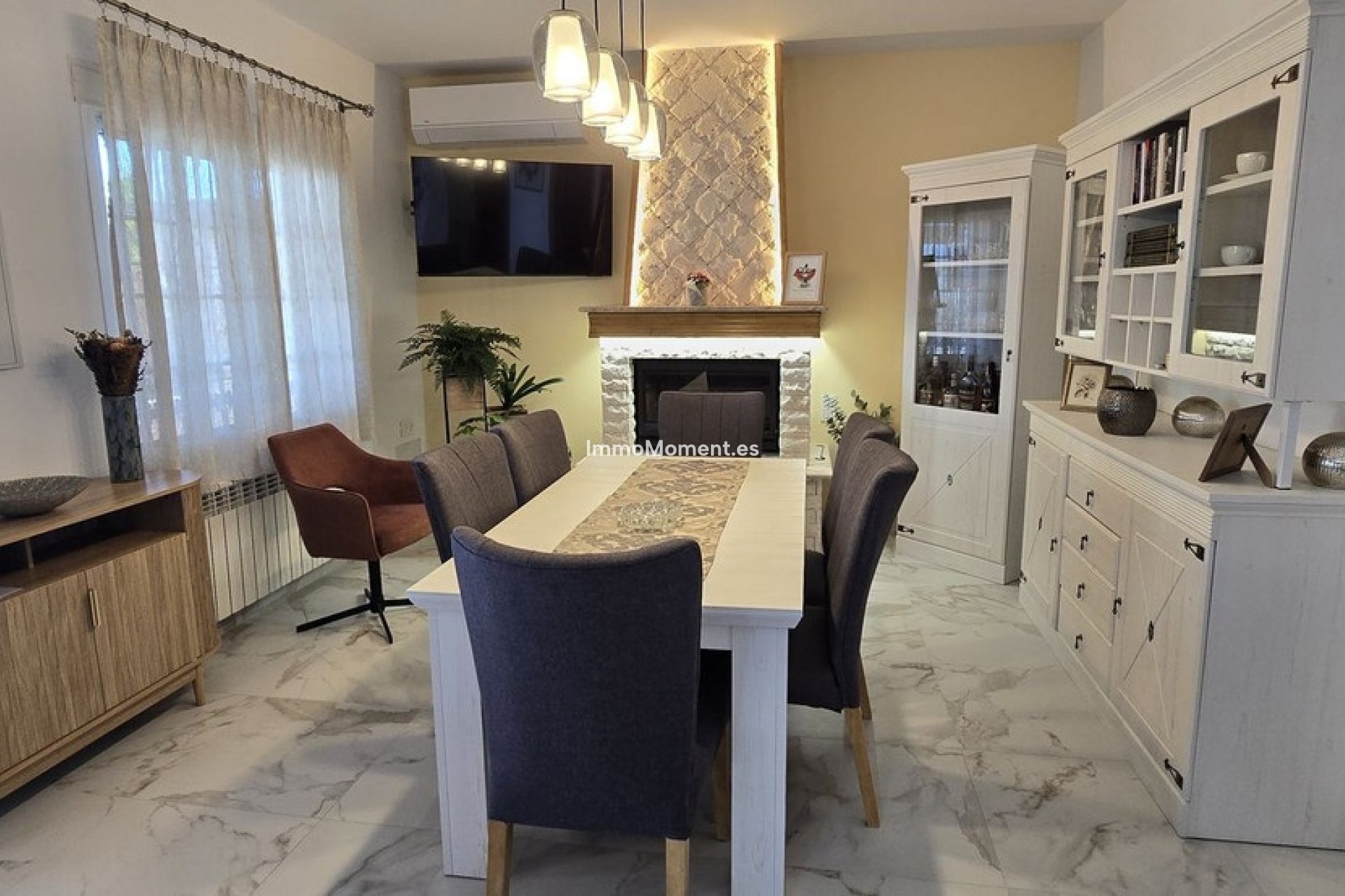 Reventa - Casa de campo - Interior  - Coín
