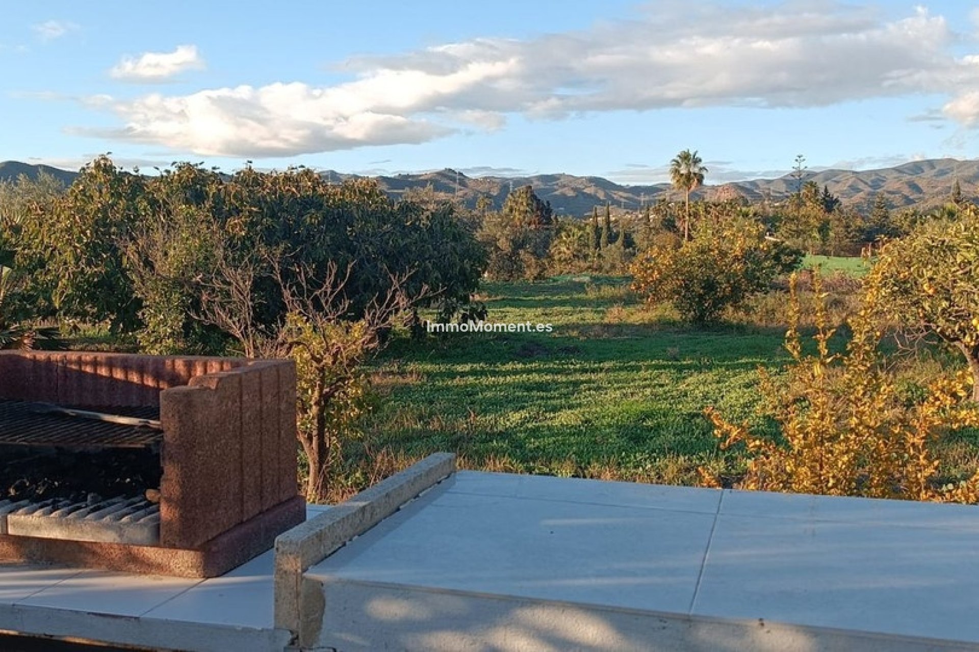 Reventa - Casa de campo - Interior  - Estacion de Cartama