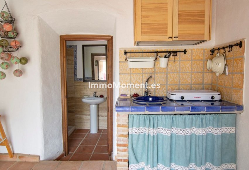 Reventa - Casa de campo - Interior  - Guaro