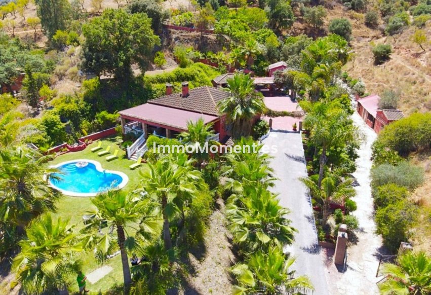 Reventa - Casa de campo - Interior  - Monda