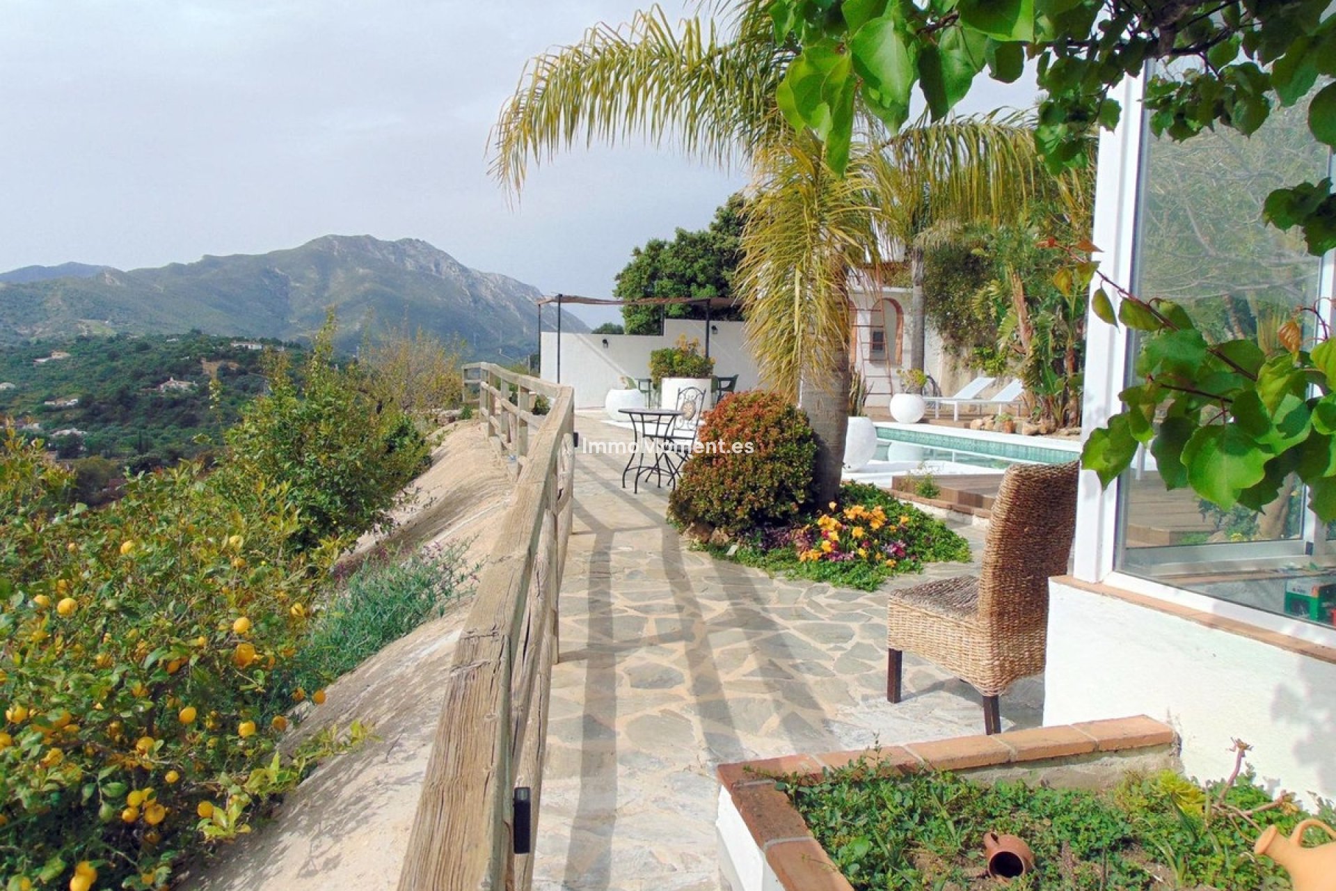 Reventa - Casa de campo - Interior  - Monda