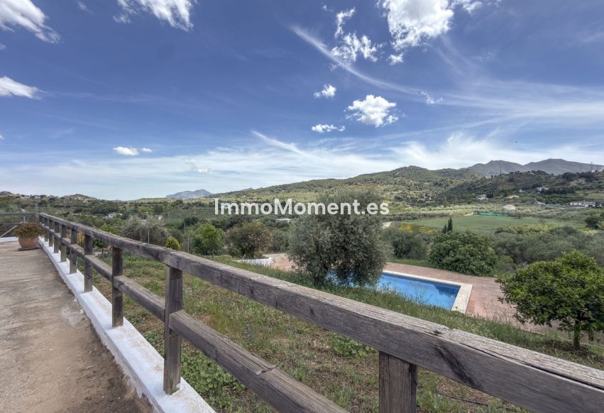 Reventa - Casa de campo - Interior  - Monda