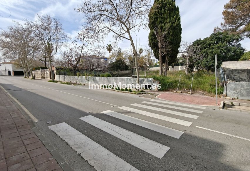 Reventa - Parcela - Benalmadena - Arroyo de la Miel