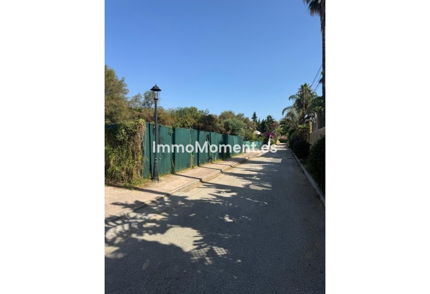 Reventa - Parcela - Estepona  - Atalaya