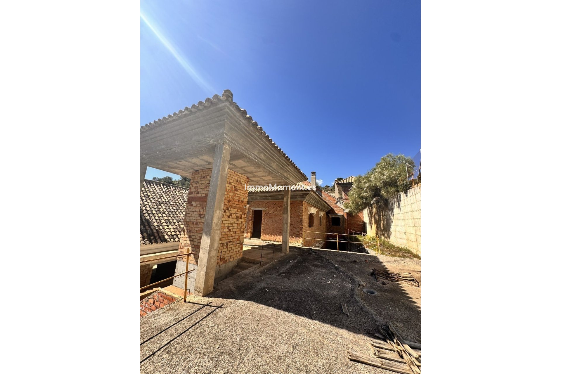 Reventa - Parcela - Interior  - Istán