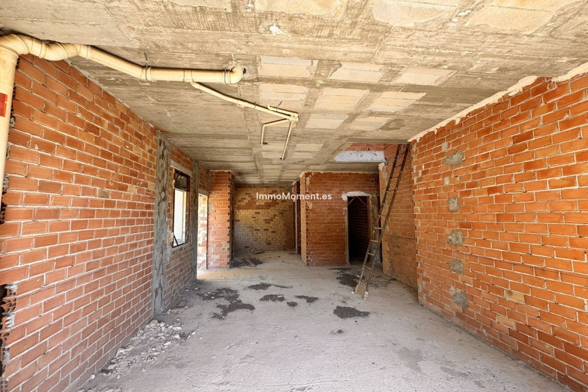 Reventa - Parcela - Interior  - Istán