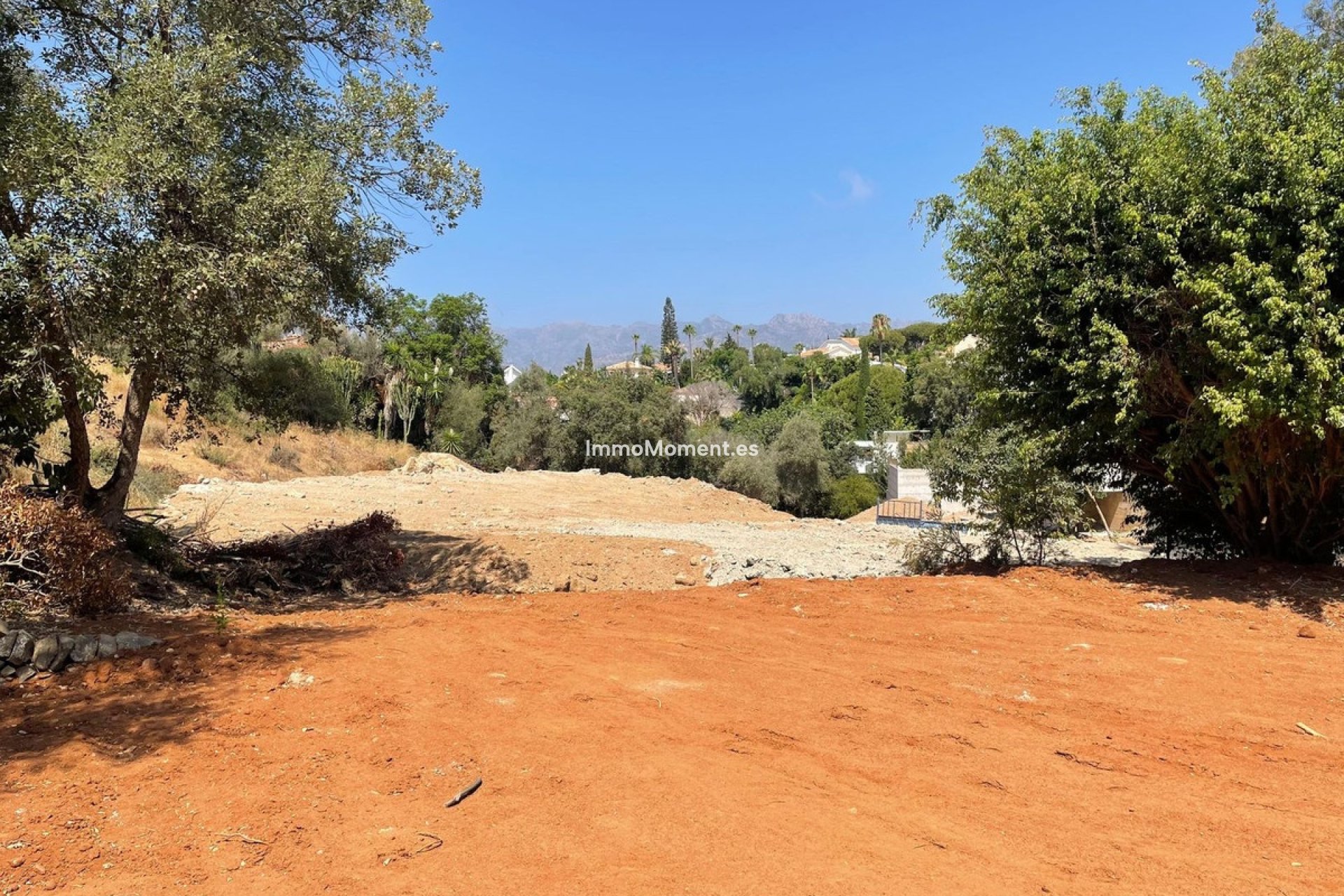 Reventa - Parcela - Marbella - El Rosario