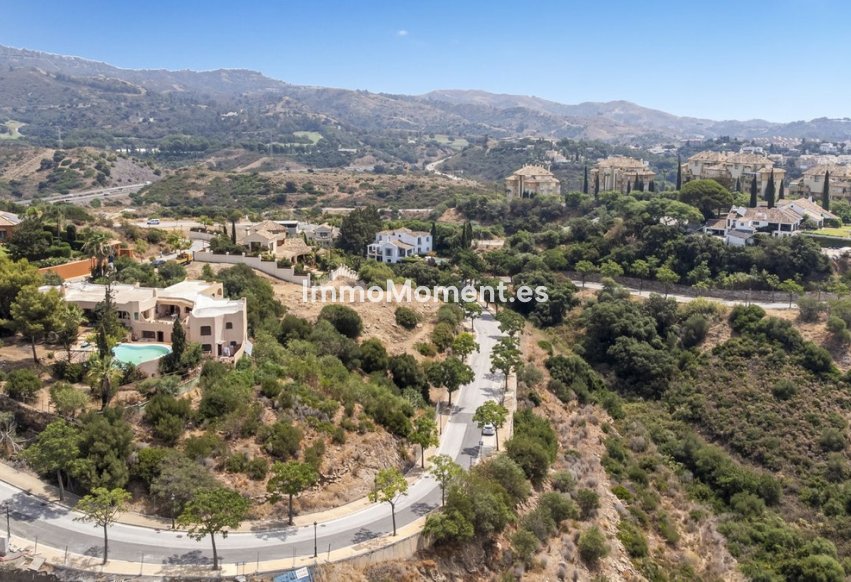 Reventa - Parcela - Marbella - Elviria