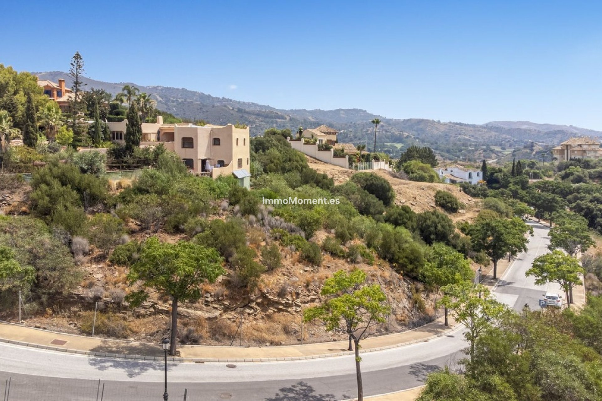 Reventa - Parcela - Marbella - Elviria
