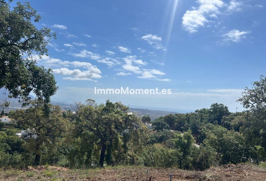 Reventa - Parcela - Marbella - La Mairena