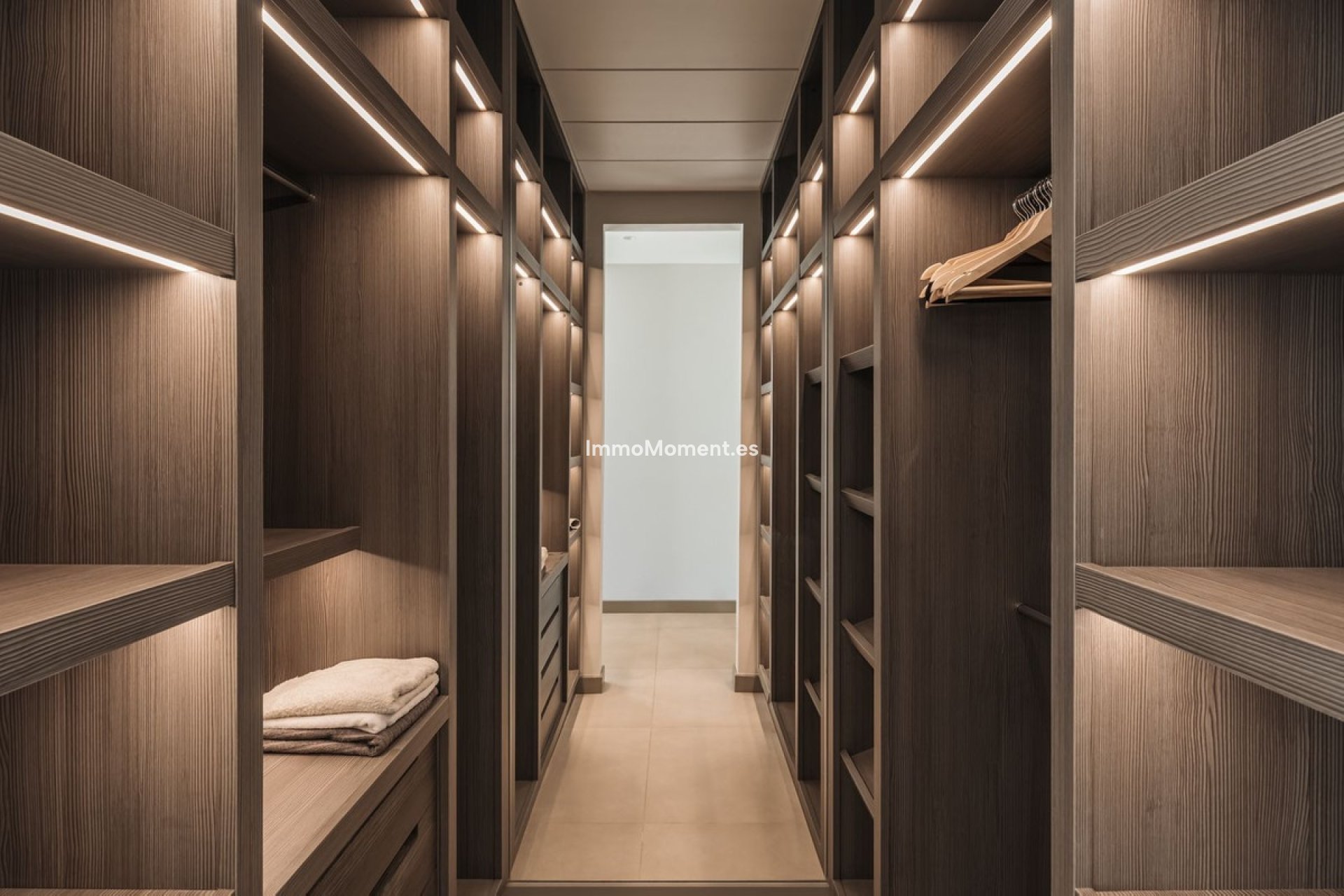 Reventa - Villa - Benahavís - El Madroñal