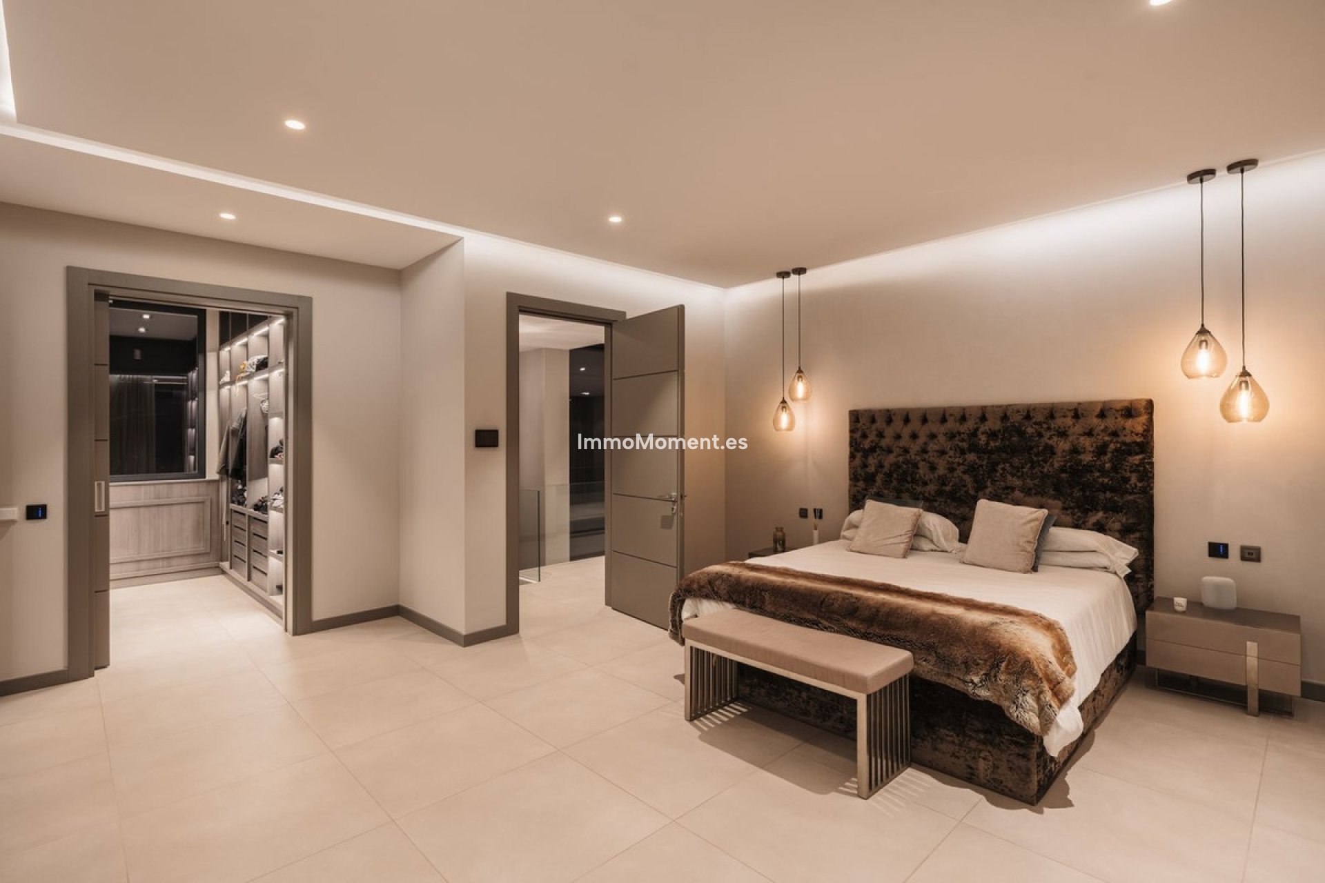 Reventa - Villa - Benahavís - El Madroñal