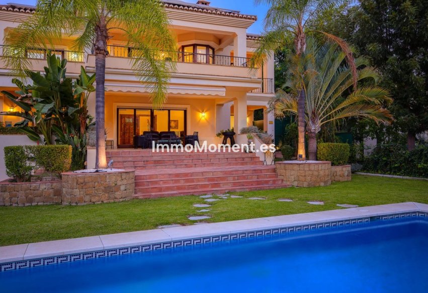 Reventa - Villa - Benahavís - Los Arqueros