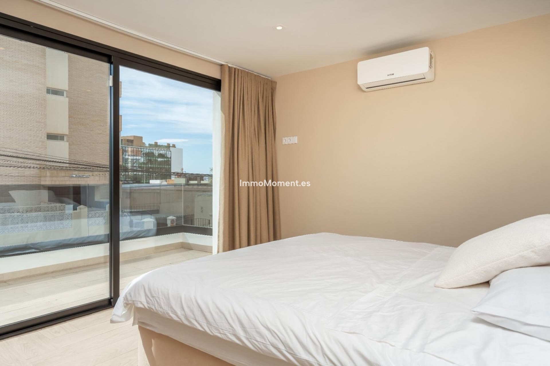 Reventa - Villa - Benalmadena - Benalmadena Costa