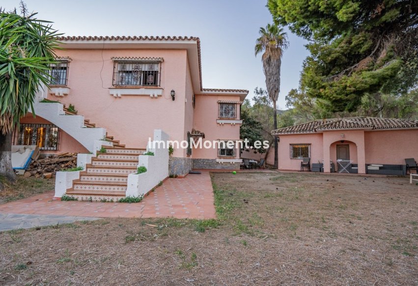 Reventa - Villa - Benalmadena - Benalmadena Pueblo