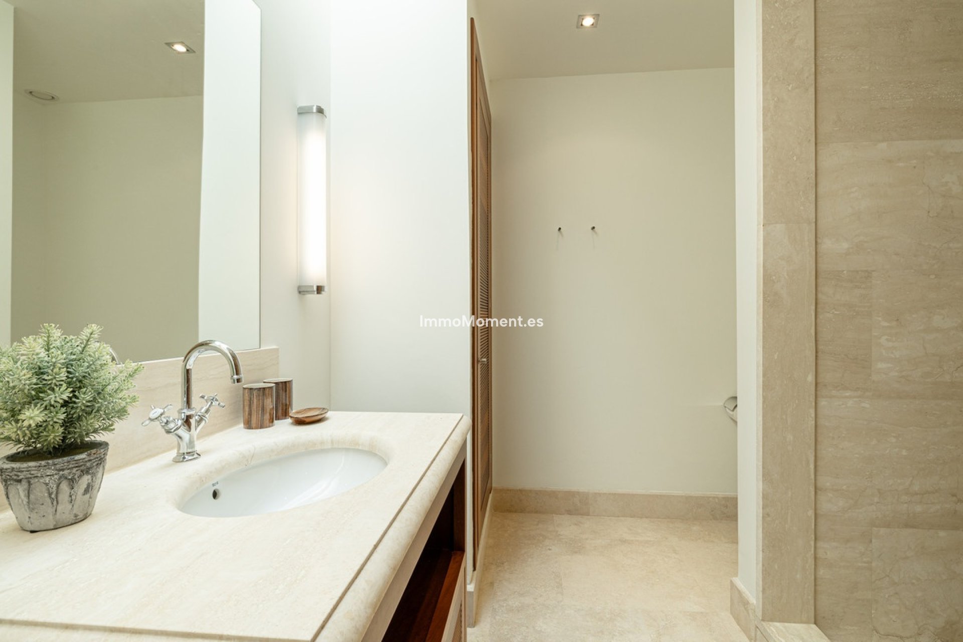 Reventa - Villa - Casares - Casares Centro