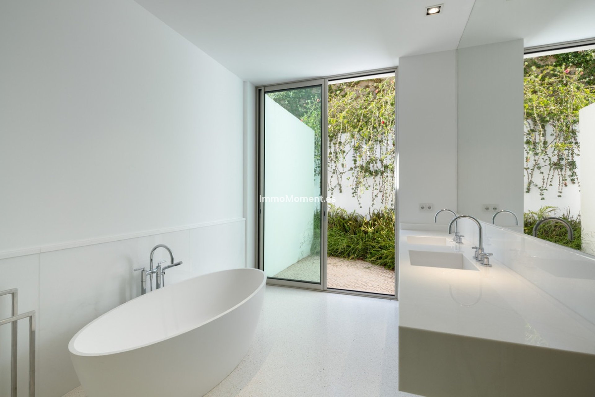 Reventa - Villa - Casares - Casares Centro