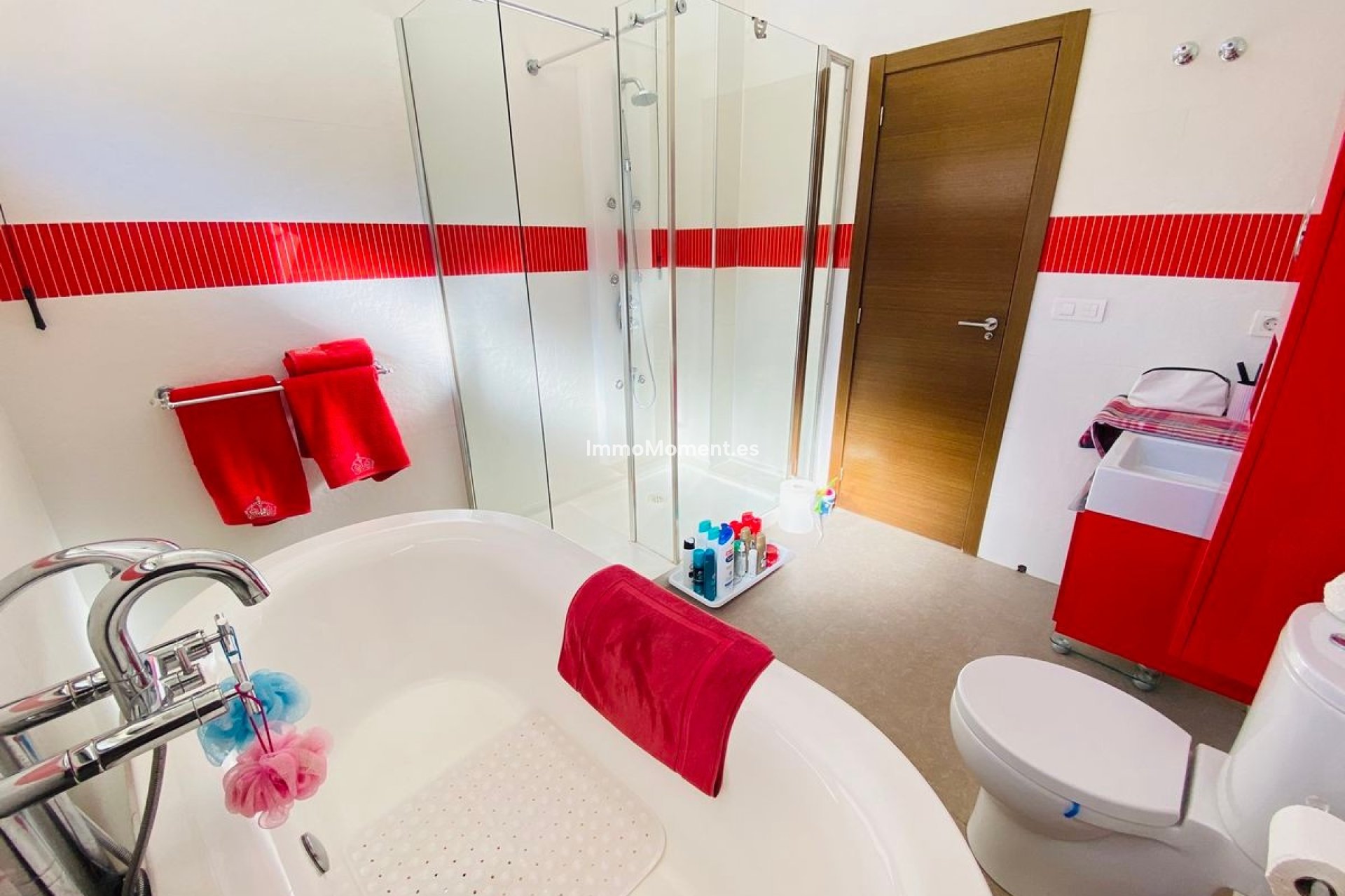 Reventa - Villa - Cox