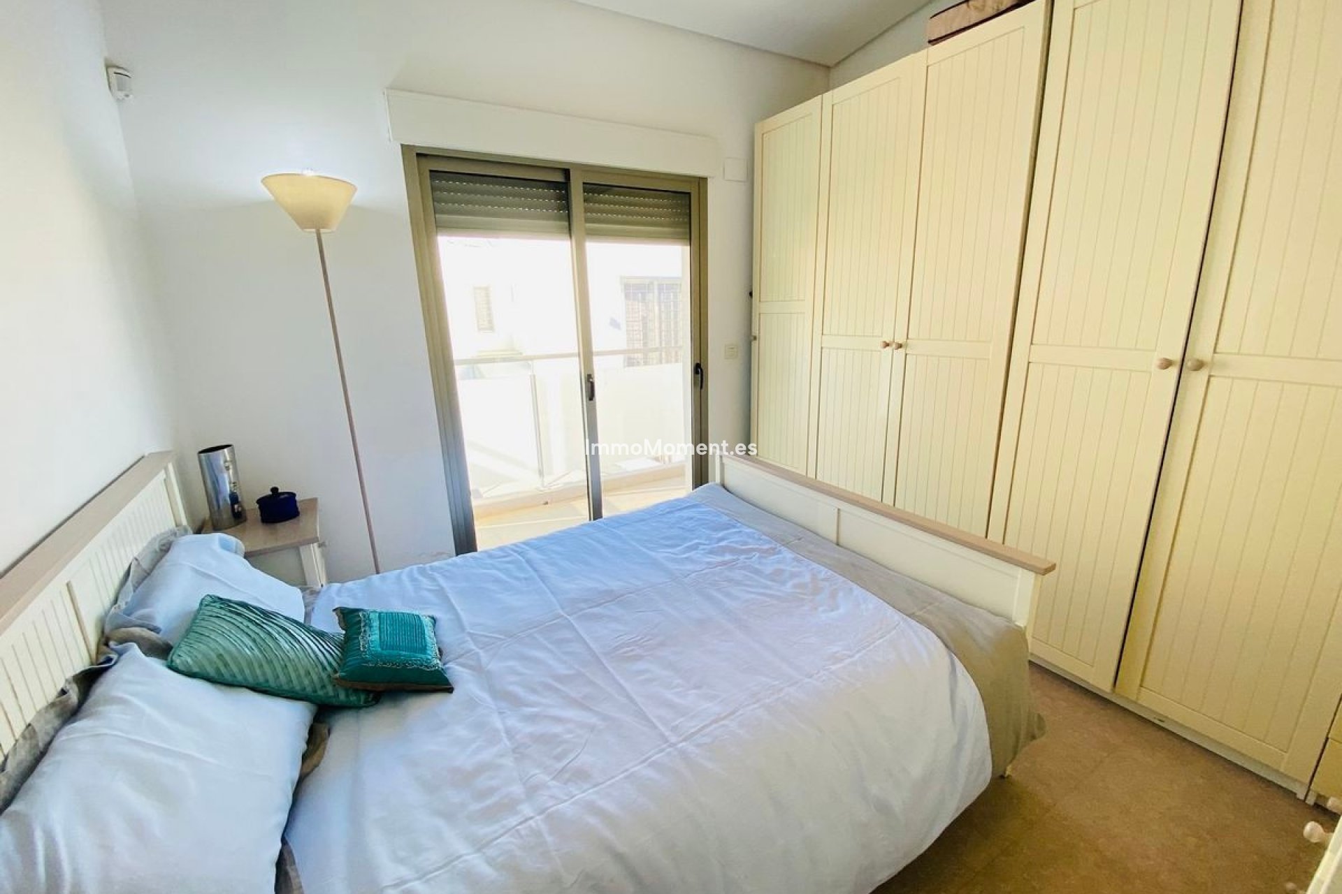 Reventa - Villa - Cox