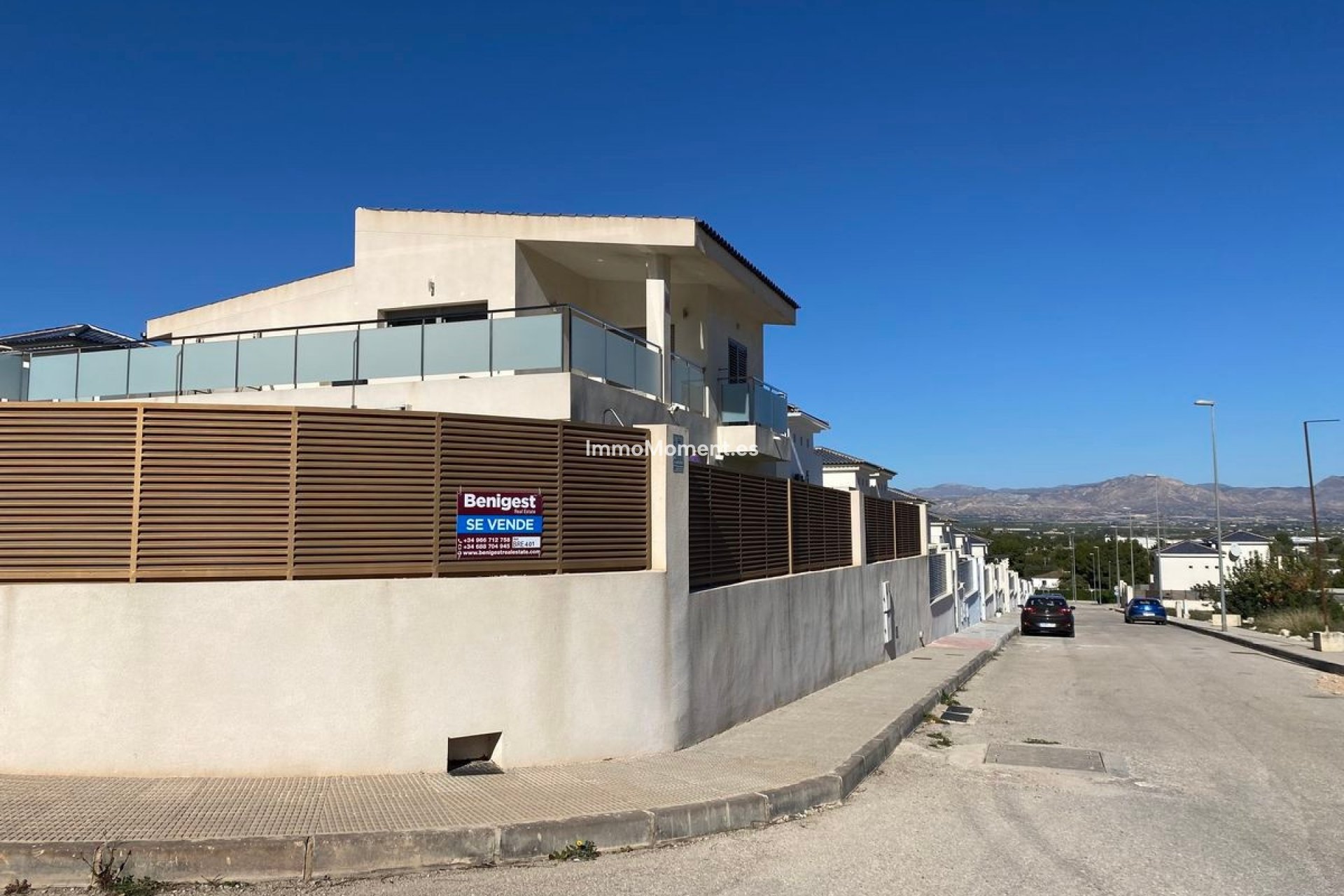 Reventa - Villa - Cox