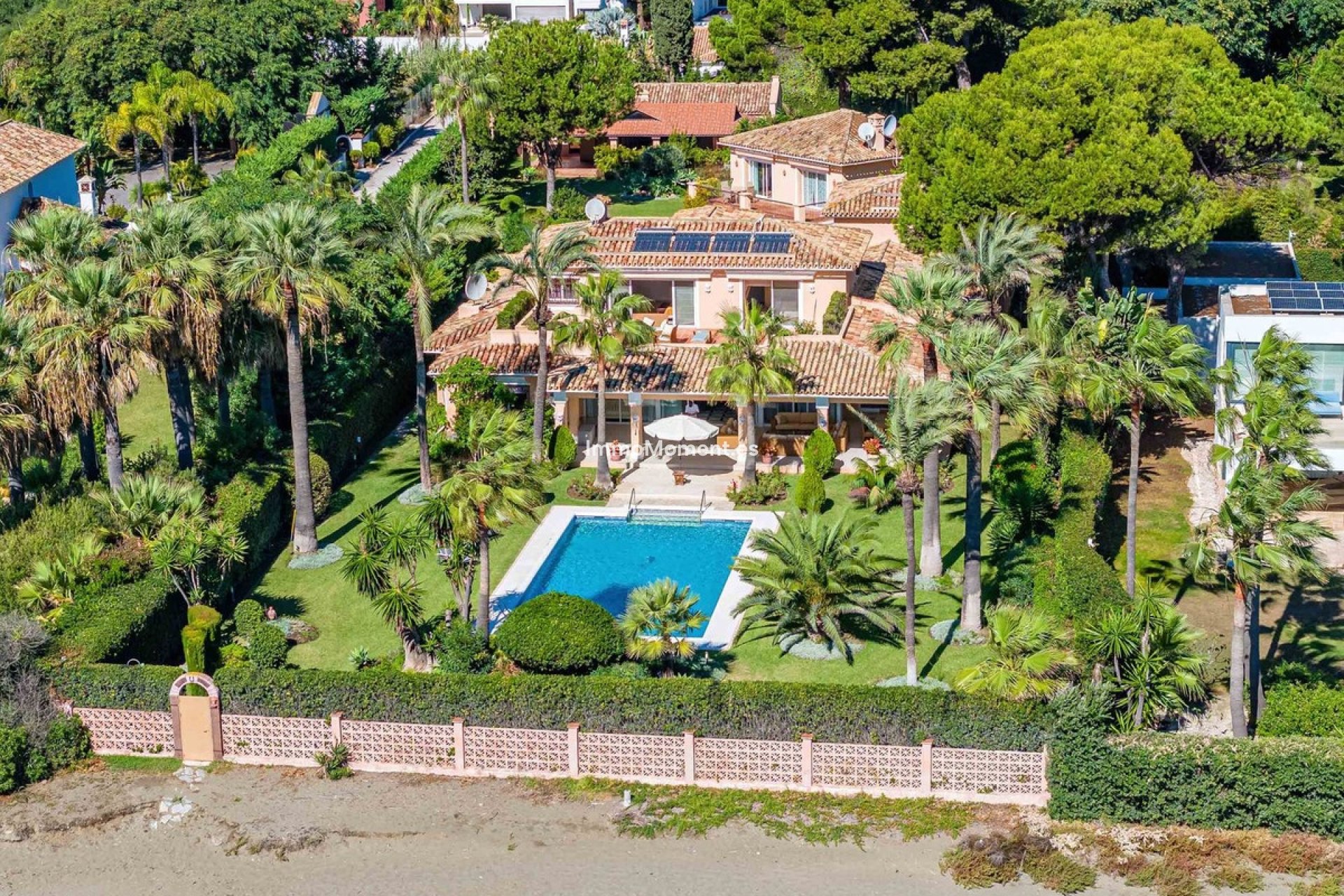 Reventa - Villa - Estepona  - Benamara
