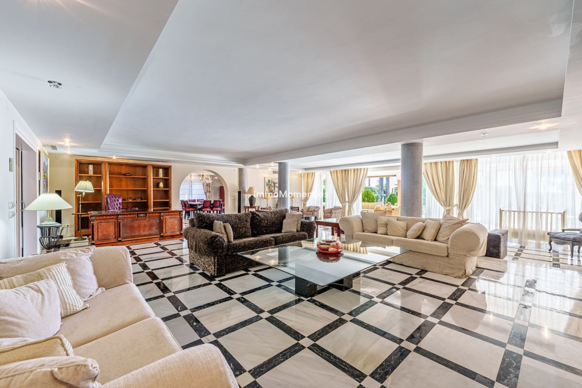 Reventa - Villa - Estepona  - Benamara