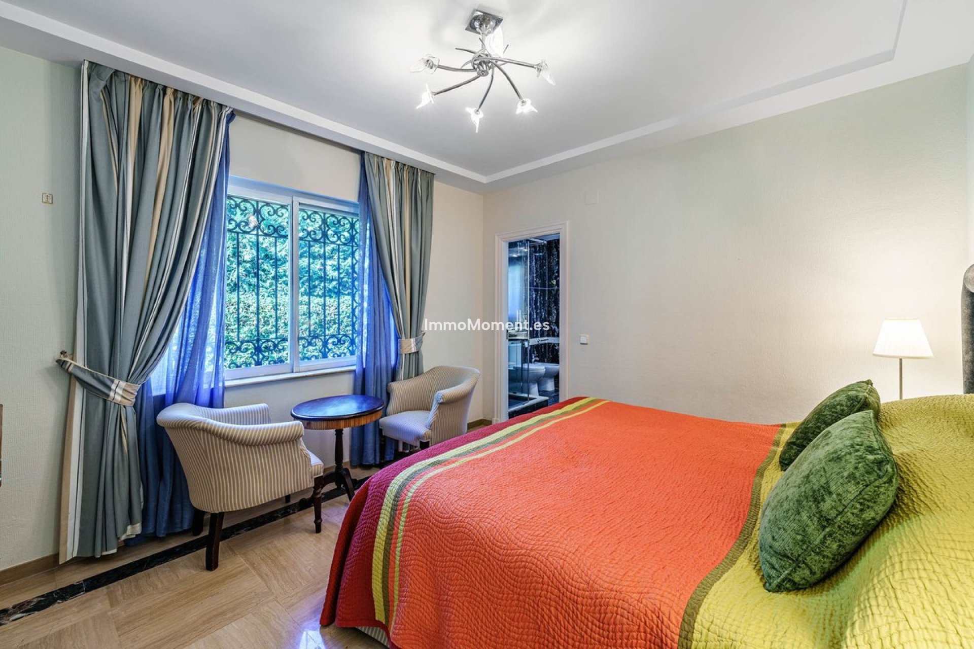 Reventa - Villa - Estepona  - Benamara