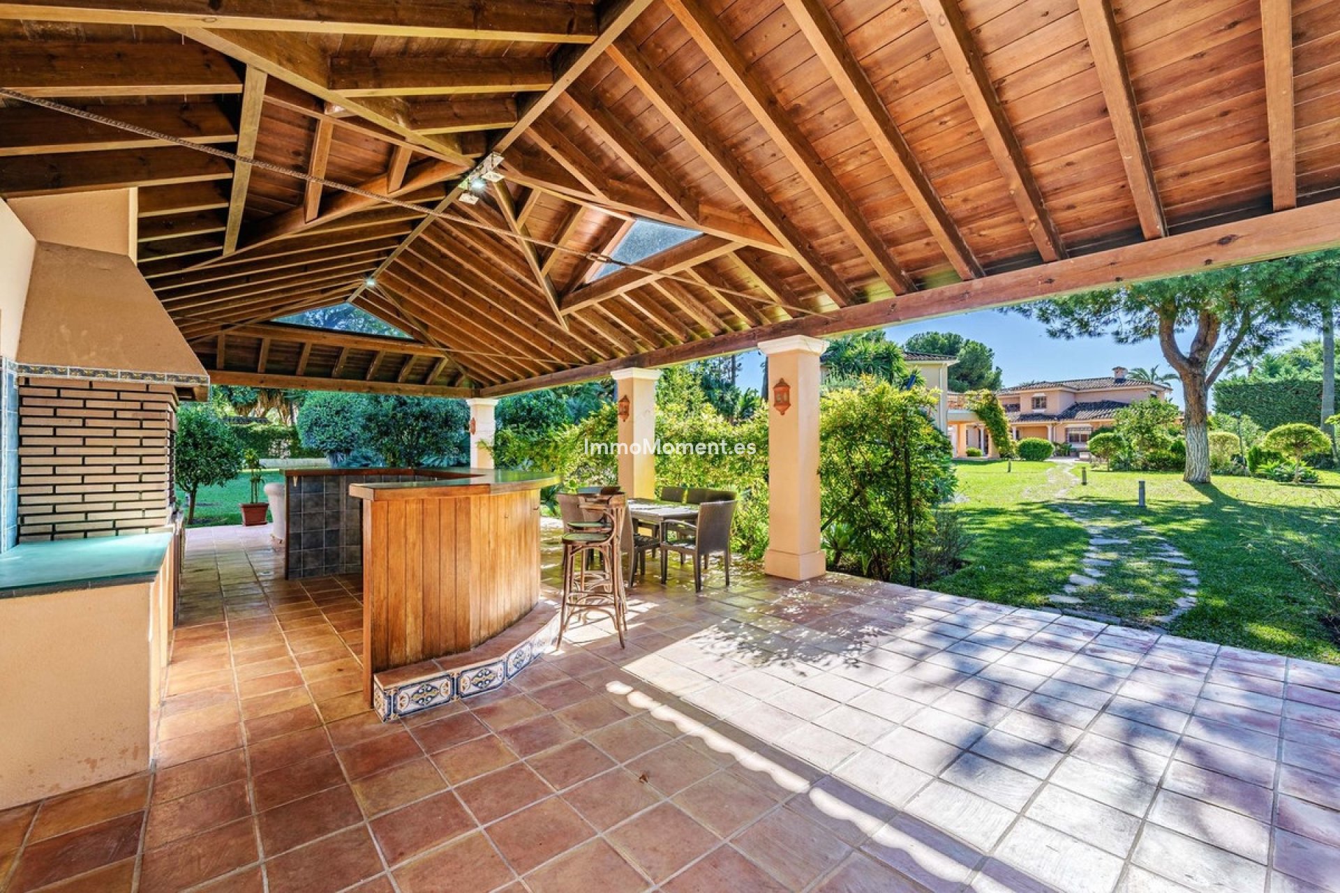 Reventa - Villa - Estepona  - Benamara