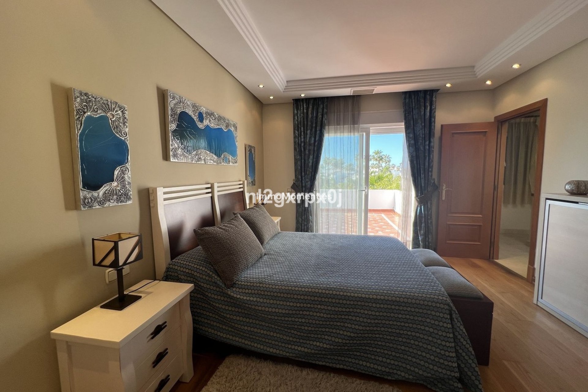Reventa - Villa - Estepona  - Costalita