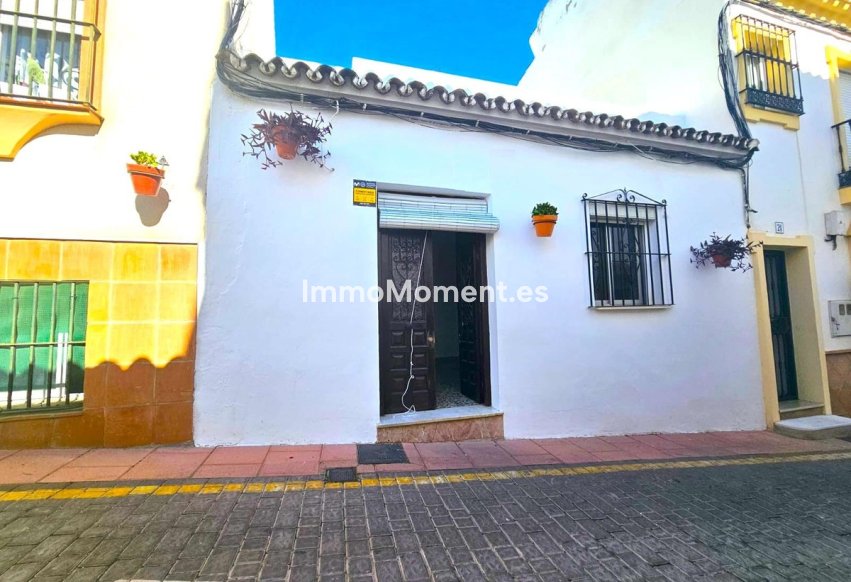 Reventa - Villa - Estepona  - Estepona Centro