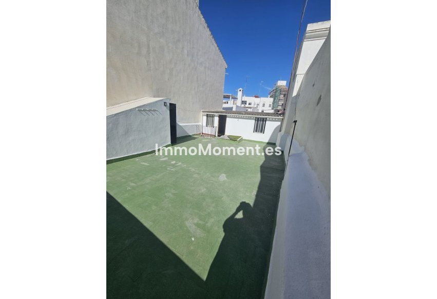 Reventa - Villa - Estepona  - Estepona Centro