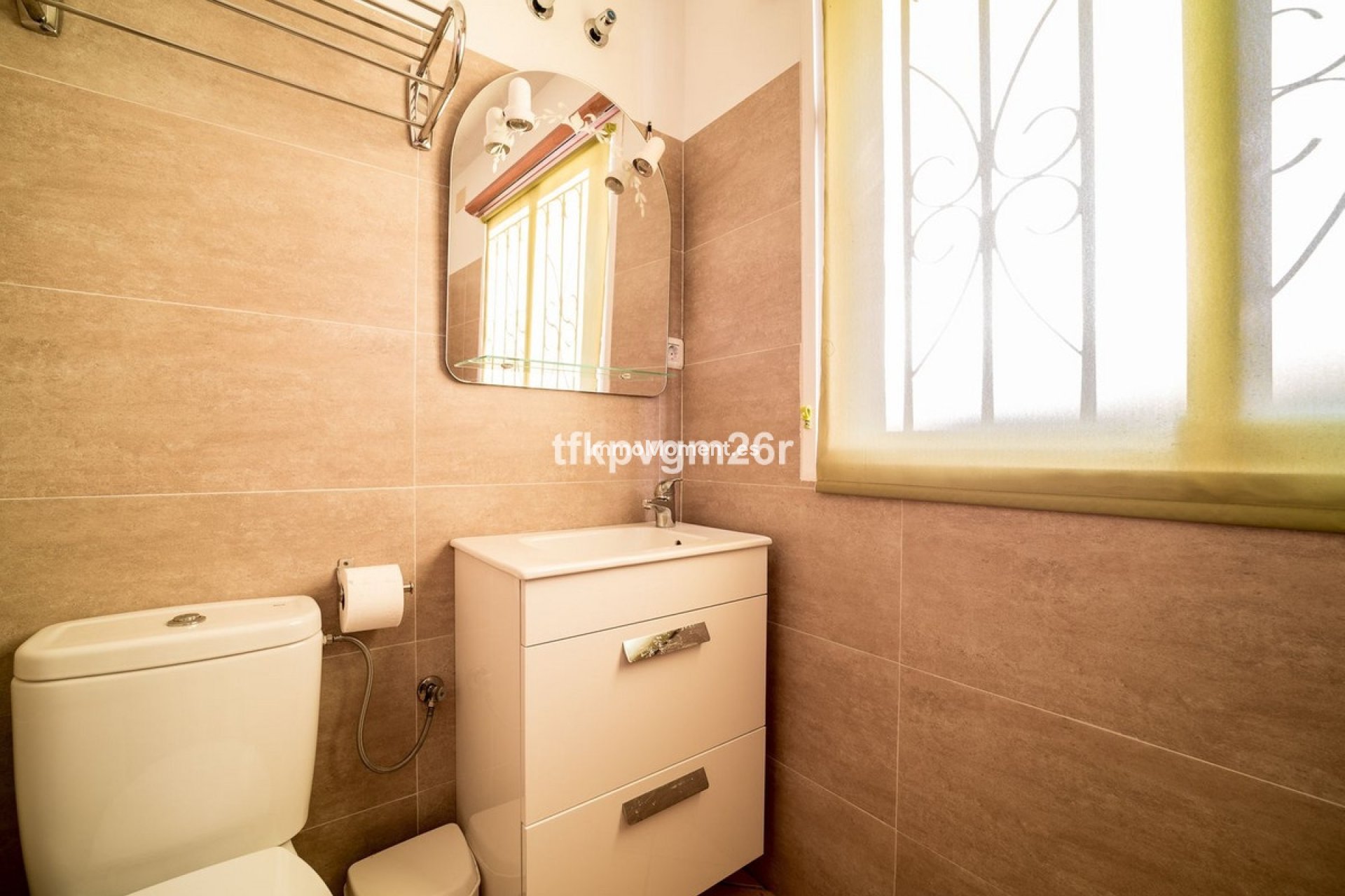 Reventa - Villa - Estepona  - Estepona Centro