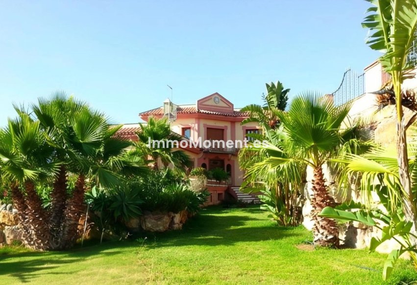 Reventa - Villa - Estepona  - Estepona Centro