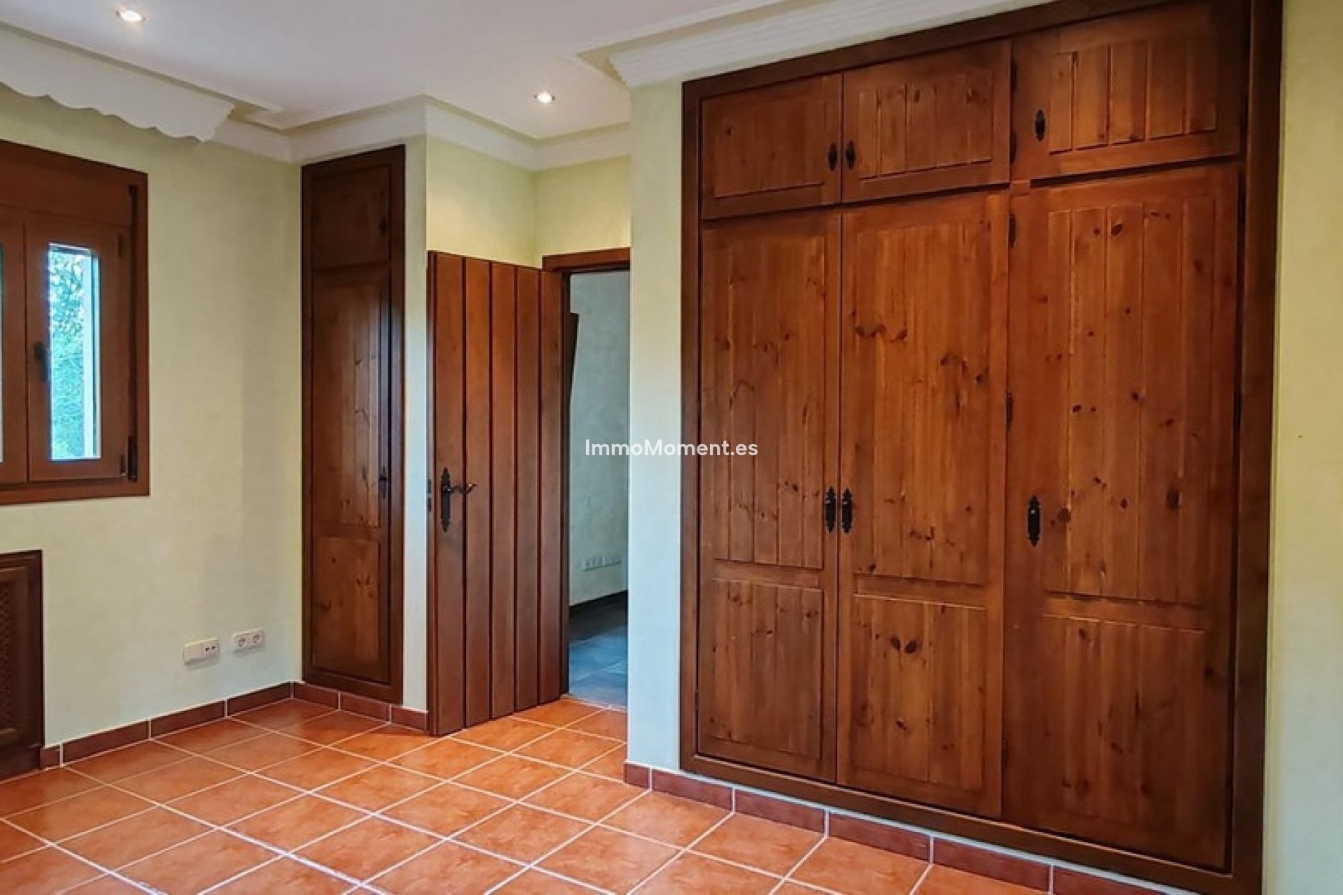 Reventa - Villa - Estepona  - Estepona Centro