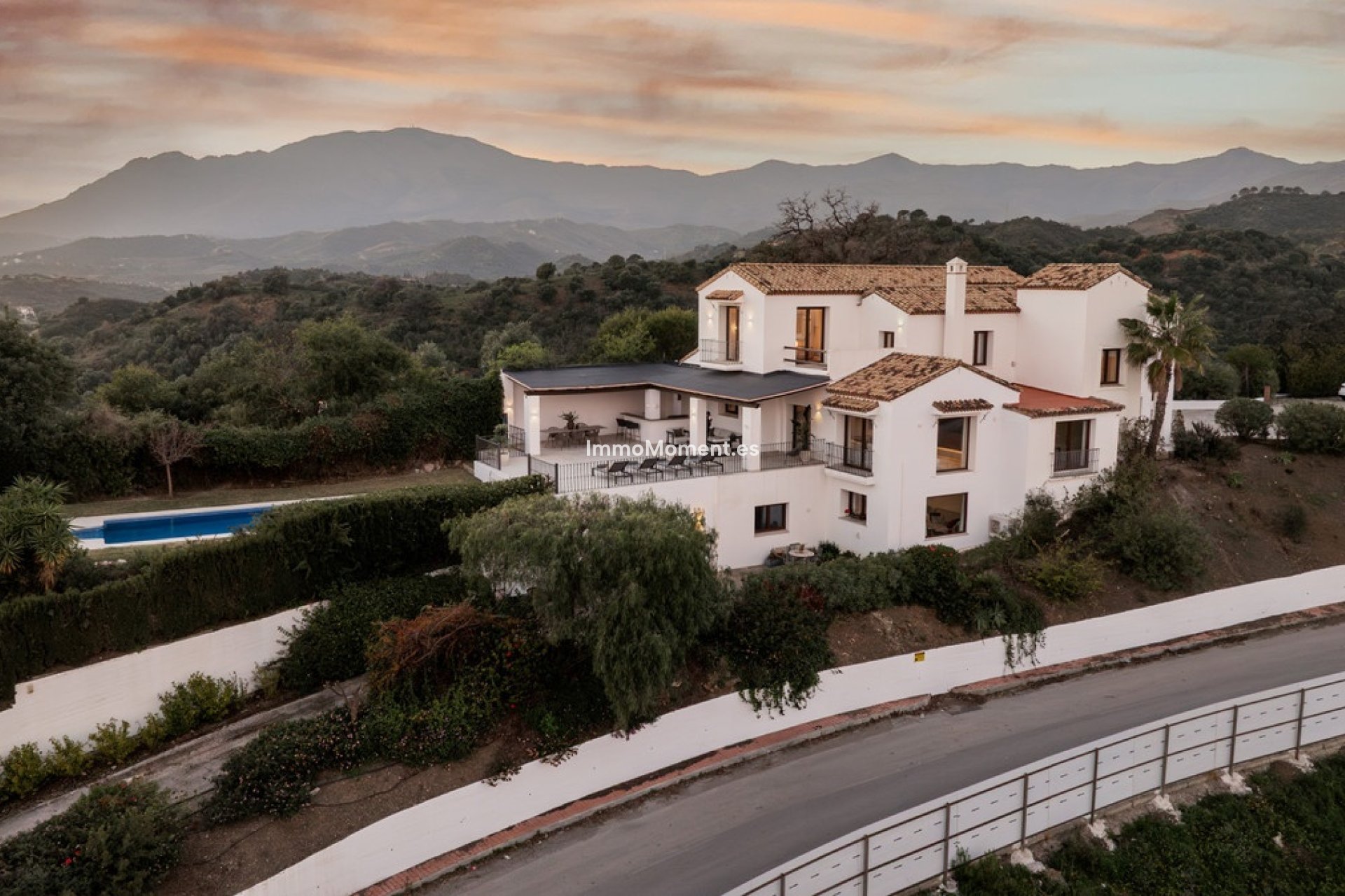 Reventa - Villa - Estepona  - New Golden Mile