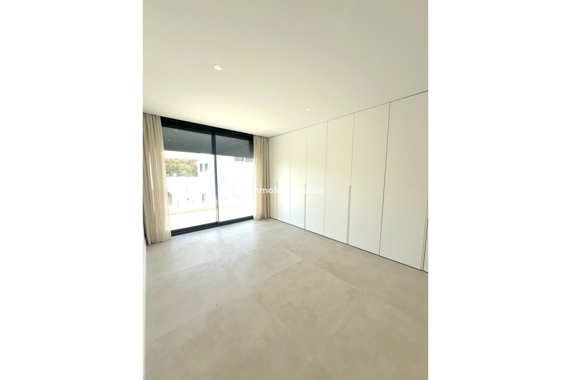 Reventa - Villa - Estepona  - New Golden Mile