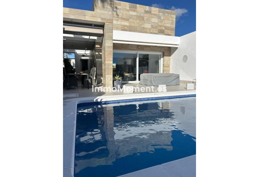 Reventa - Villa independiente - Algorfa - Algorfa Centro